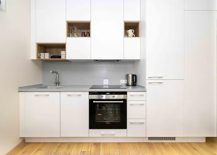 Pine Forest View With Balcony, By Cohost Apartment *